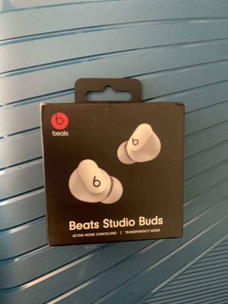 Beats Studio Buds