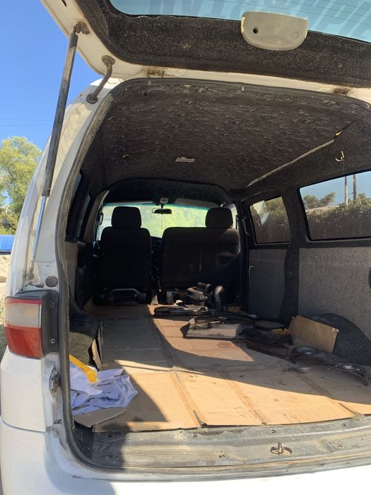 HYUNDAI  H-1  грузо- пасажир