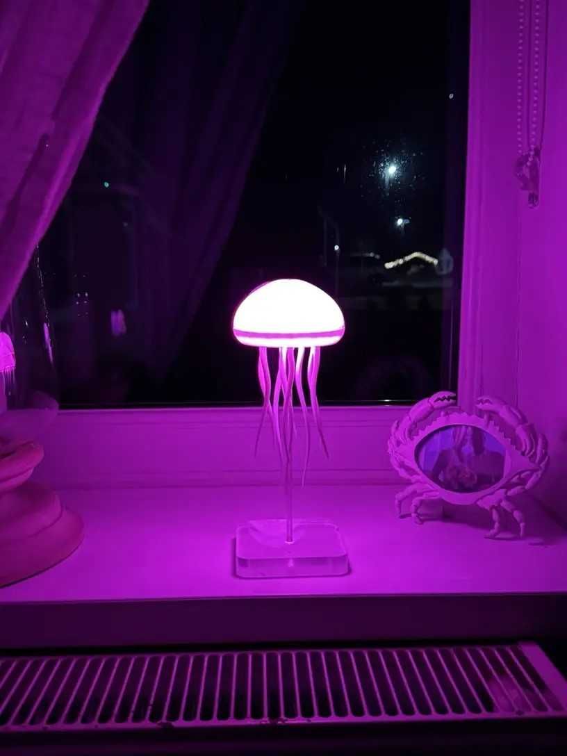 LAMPKA NOCNA LED W kształcie meduzy DLA DZIECI zmieniająca kolor! USB