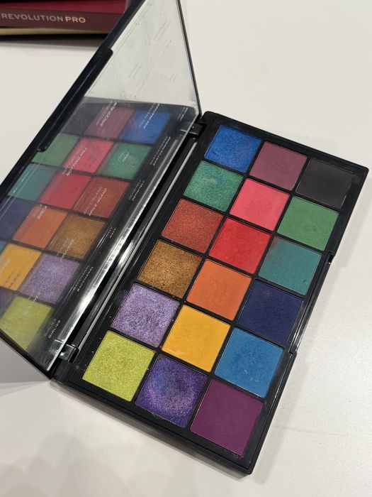 Zestaw 5 paletek do makijażu makeup revolution