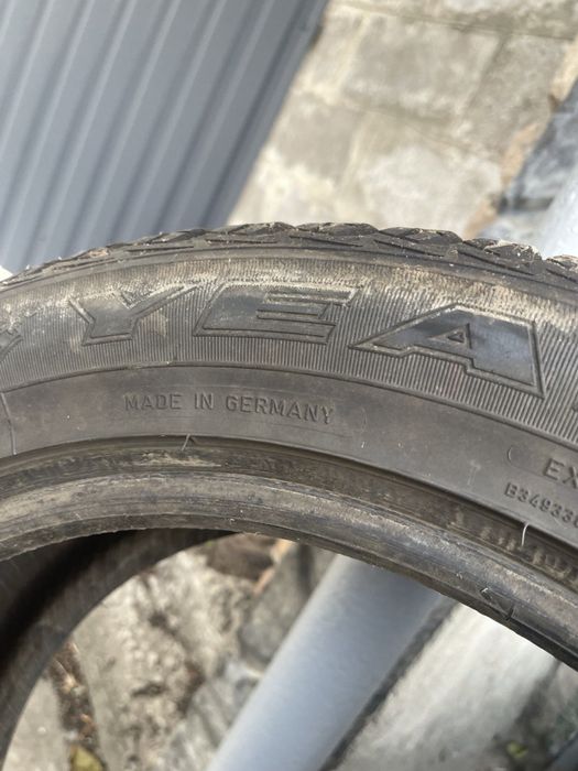 Резина 215/55/R17