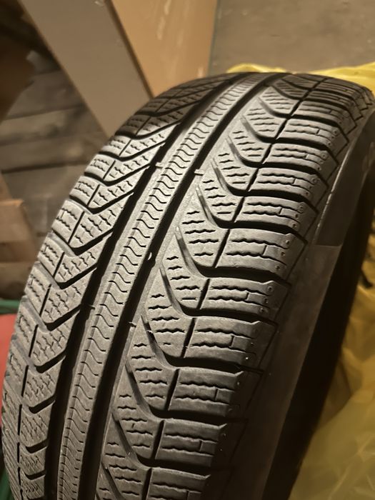 Opony Pirelli Wielosezon 205/60 R16 uzywane