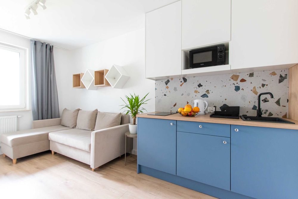 Przytulna kawalerka;) I speak English;)