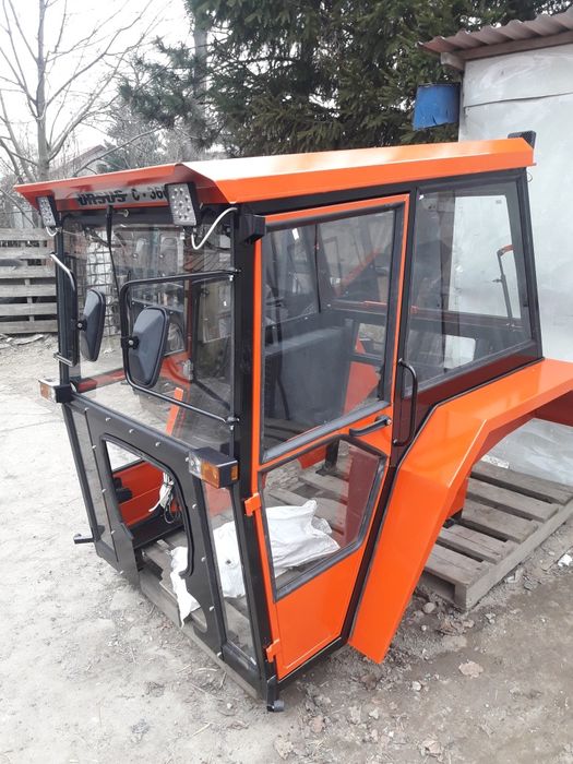 Ursus traktor ciągnik C-4011(40-stka) błotniki maska