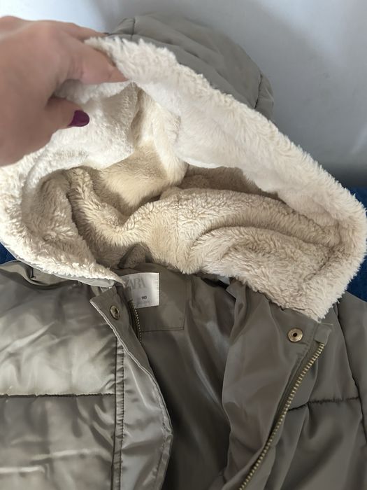 Зимова куртка, пальто Zara на дівчинку, розмір 140