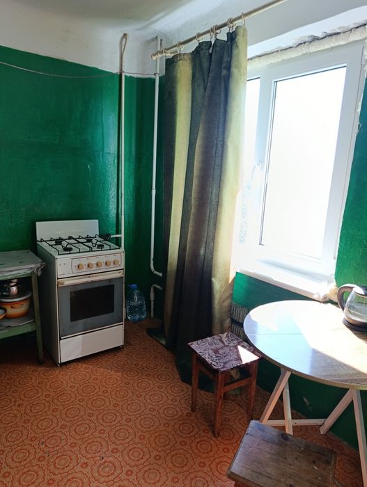 Продам 3-х кімнатну квартиру у центрі Чугуїва