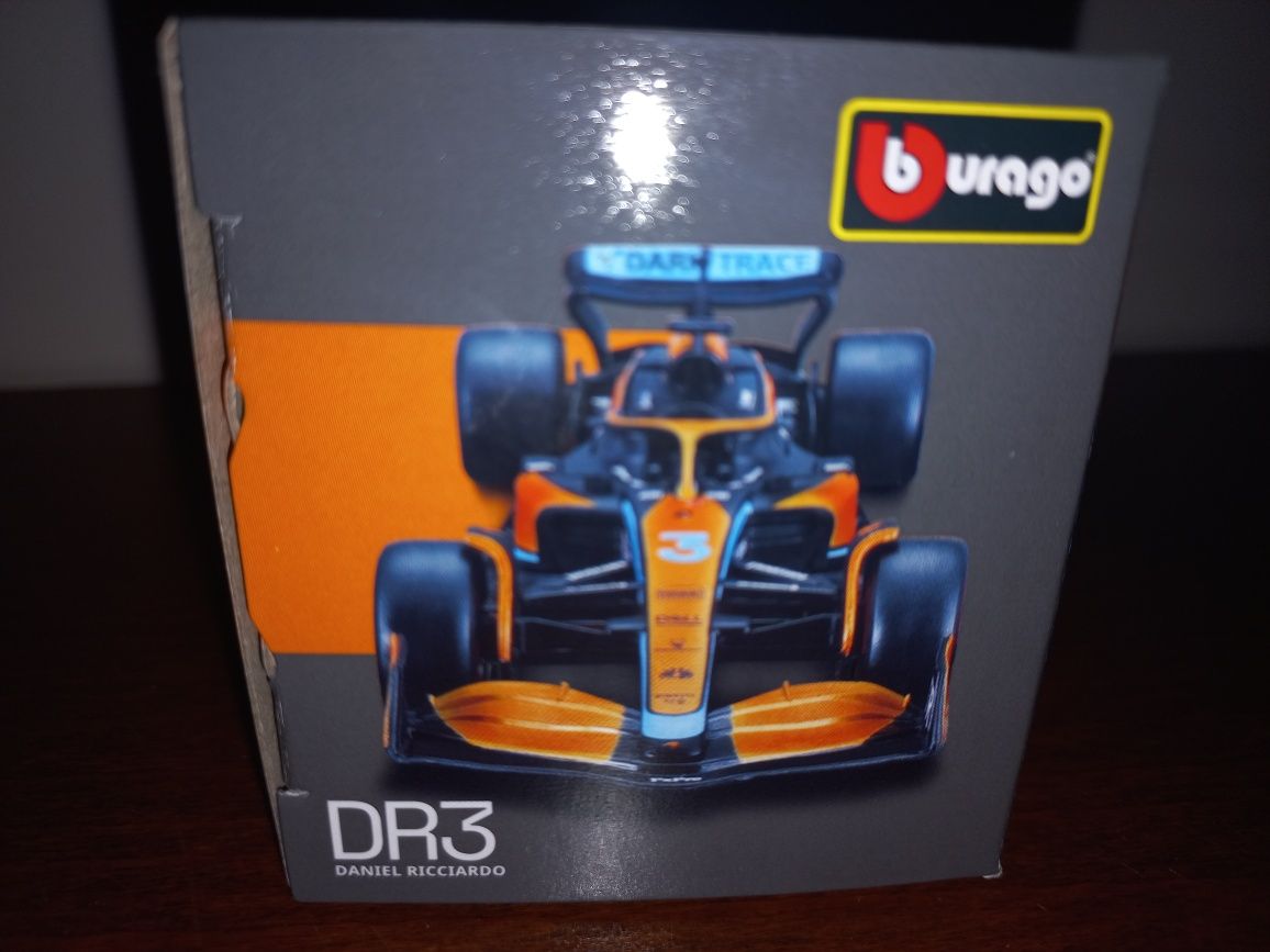 Bburago bolid F1 McLaren Daniel Ricciardo, skala 1;43