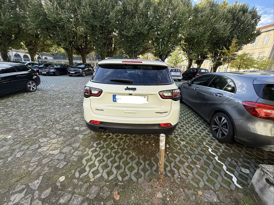 Jeep Compass 4xE Trailhawk full extras como novo