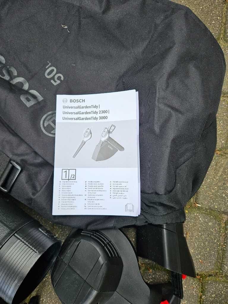 Bosch UniversalGardenTidy 3000 Odkurzacz dmuchawa