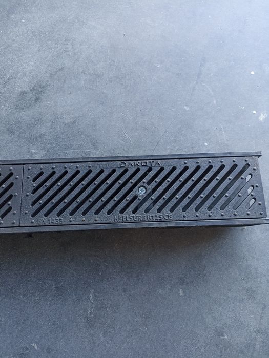 Canais de escoamento de águas pluviais dakota  grelha ferro fundido