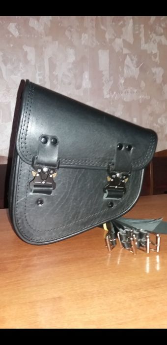 Мото кофр  кожанный