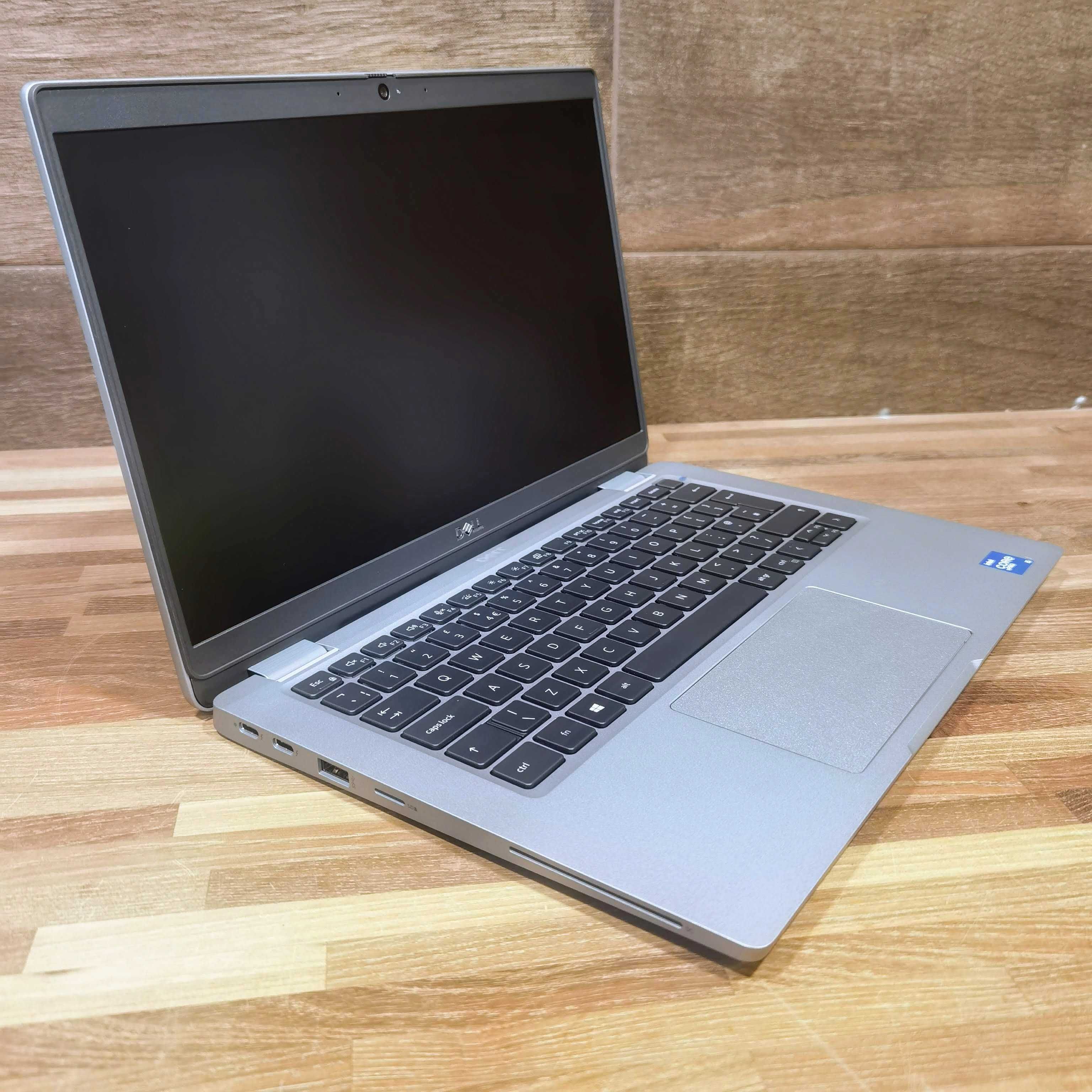 Laptop Dell Latitude 13 5320 | 13,3" Intel Core i5-1135G7 8 GB 256 GB