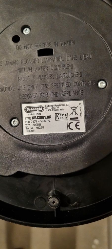 Delonghi czajnik i toster na 4