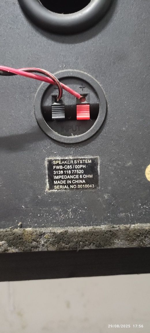Colunas de som para radio,aparelhagem.