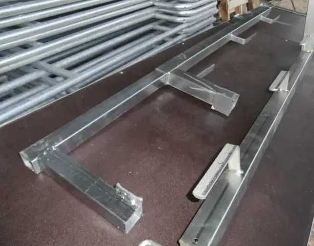 Guarda Corpos ou Grampos de Proteção P/ Construção - Novo
