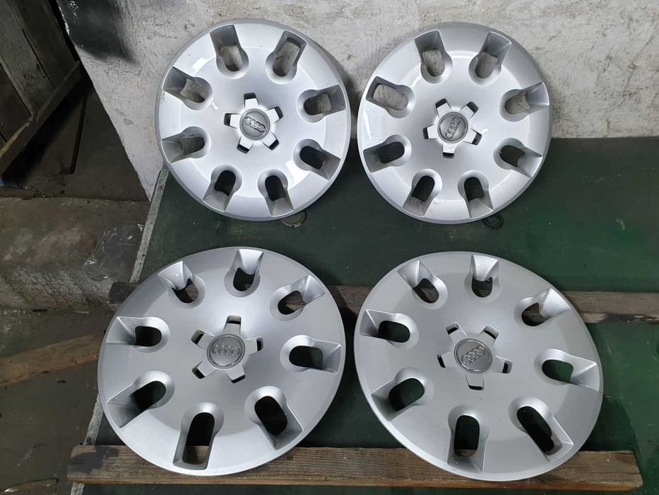 Kołpaki oryginalne Audi R15