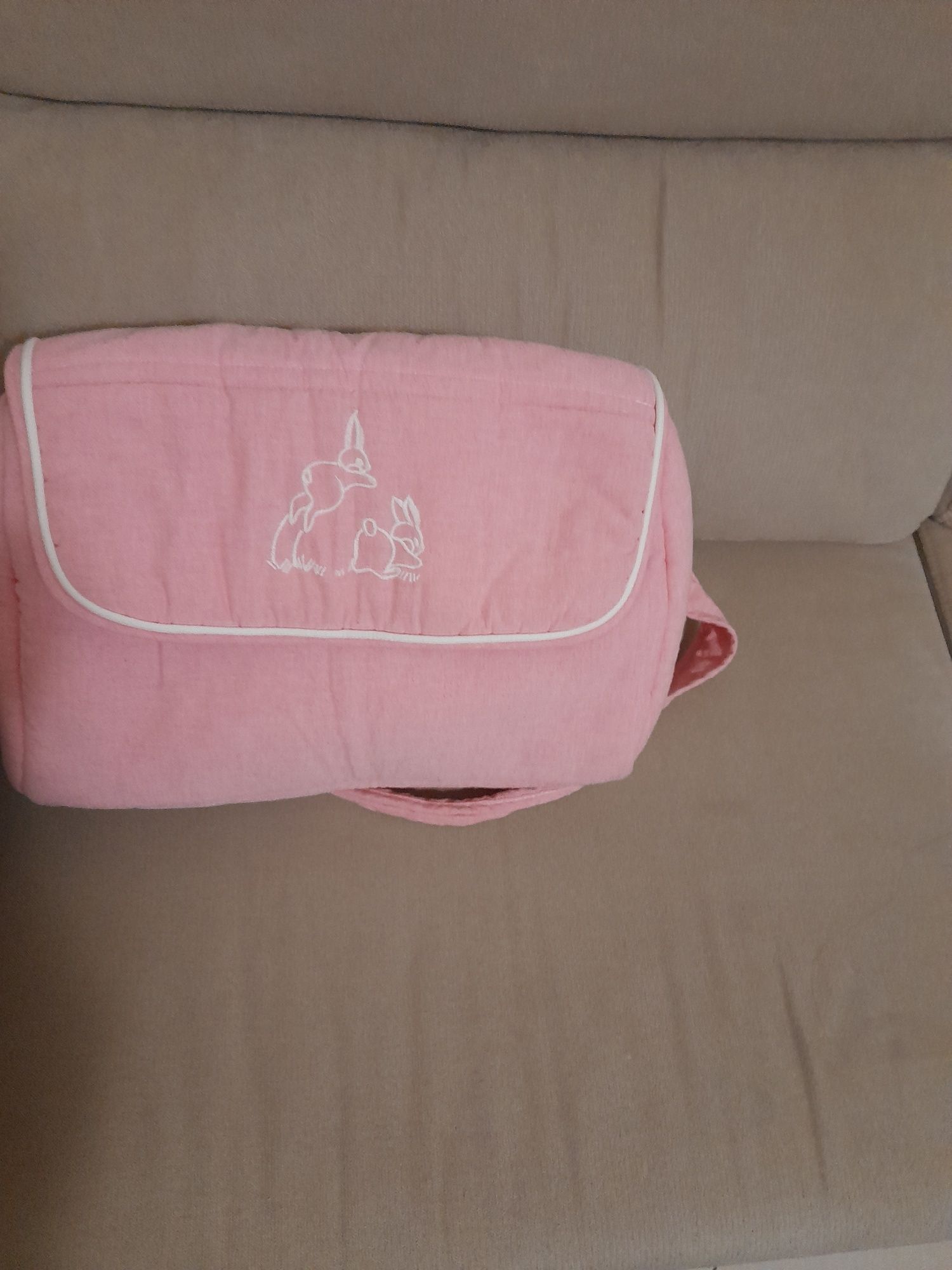 Bolsa alcochoada de carrinho de bebé