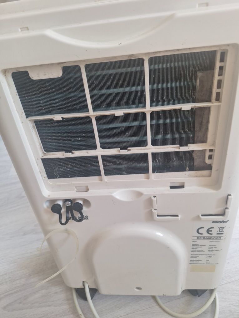 Продаю осушувач повітря DEHUMIDIFIER 16L/DAY