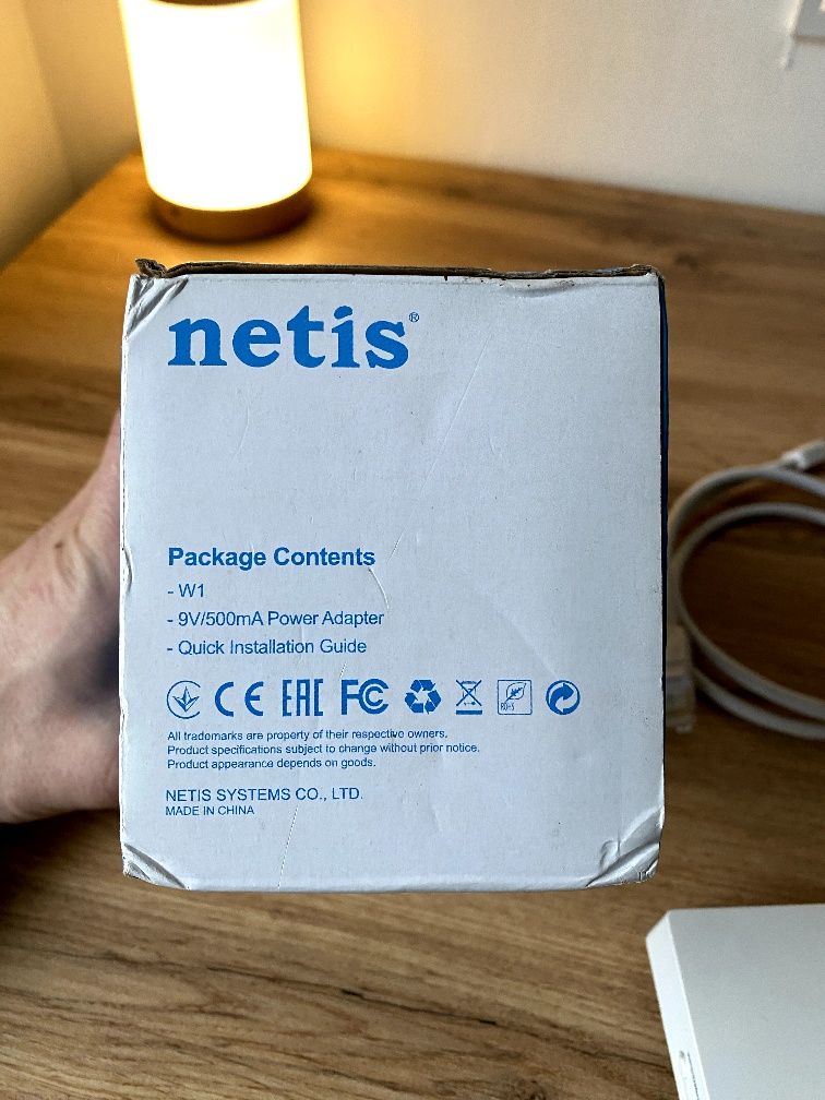 Роутер Netis  W1