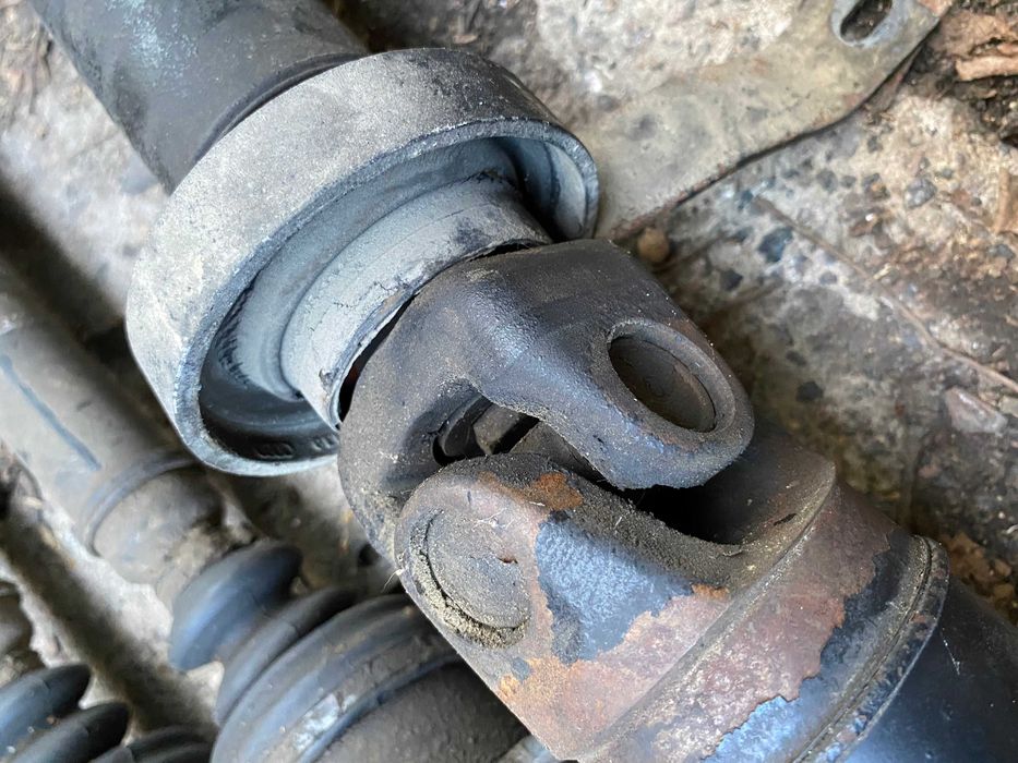 Кардани передні  Ауди А 6 С 5 під коробку автомат