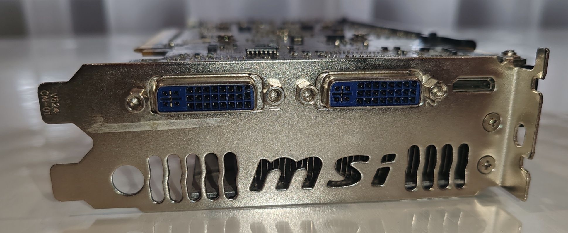 Відеокарта Nvidia Geforce msi gtx 560 ti 1GB