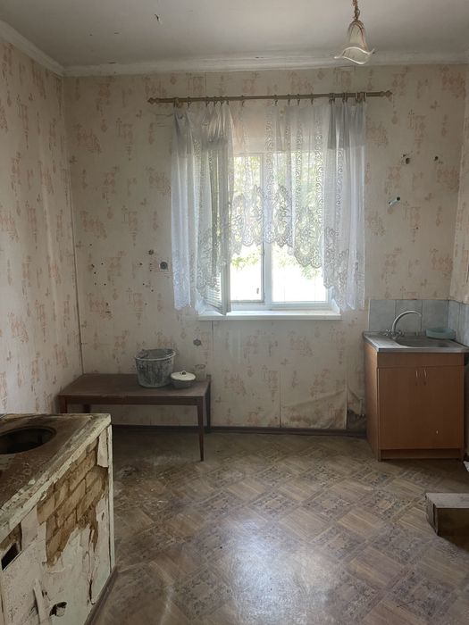 Продам дом поселок Гуты Богодуховский район