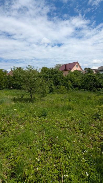 Продаж земельної ділянки Лезневе 5,7 соток