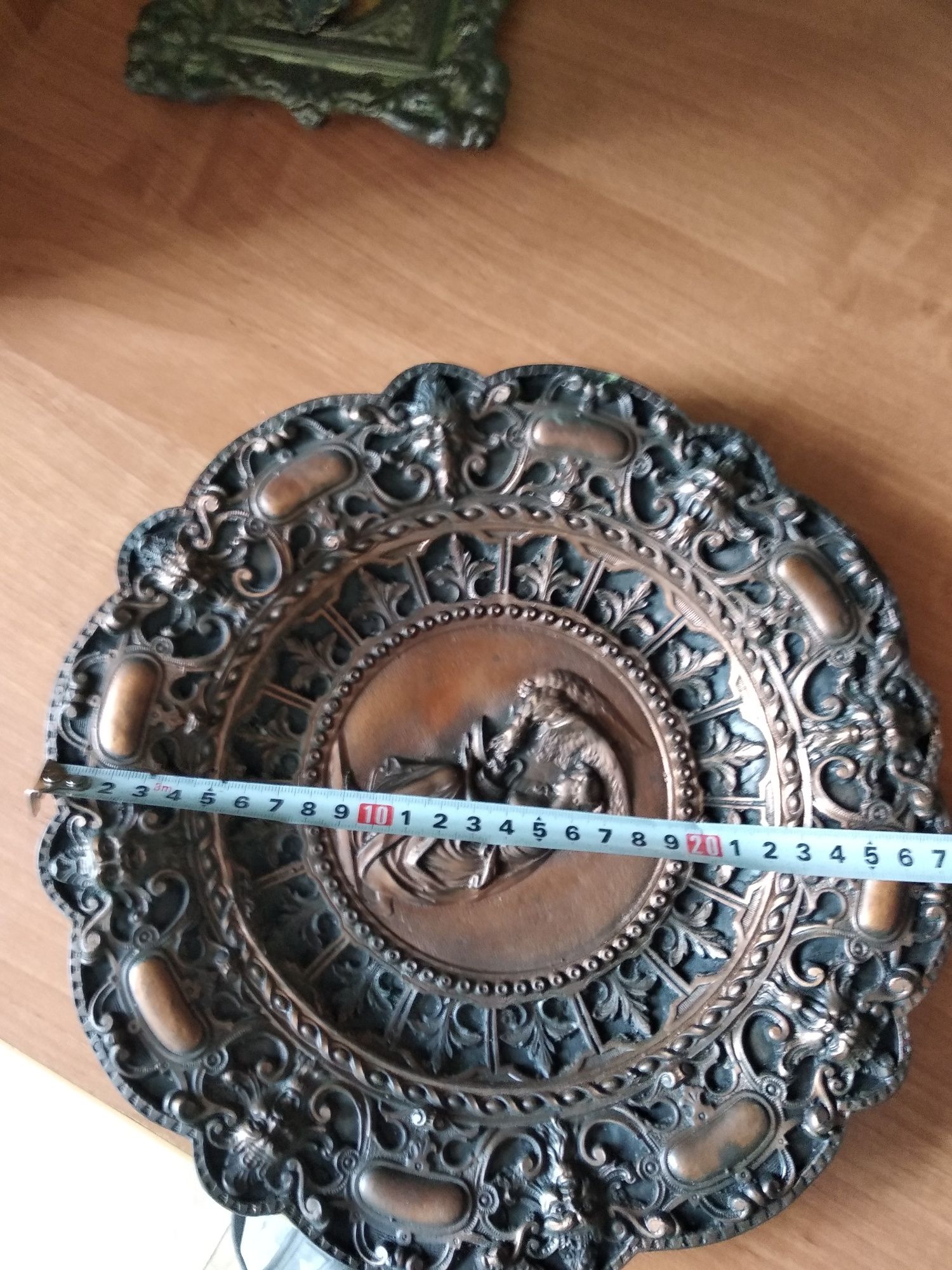 Patera używana w bardzo dobrym  stanie technicznym i wizualnym rezerwa