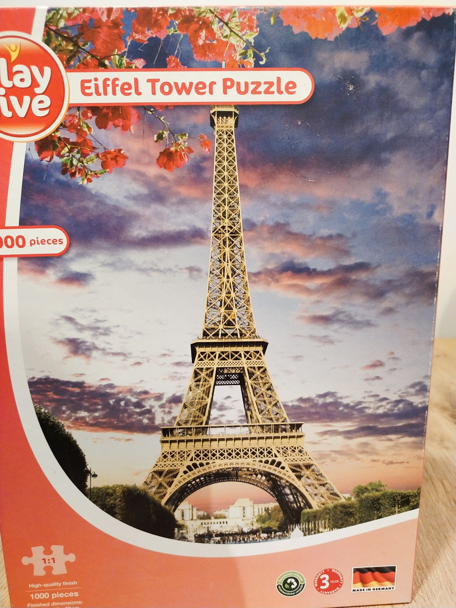 Play Tive puzzle Wieża Eiffla