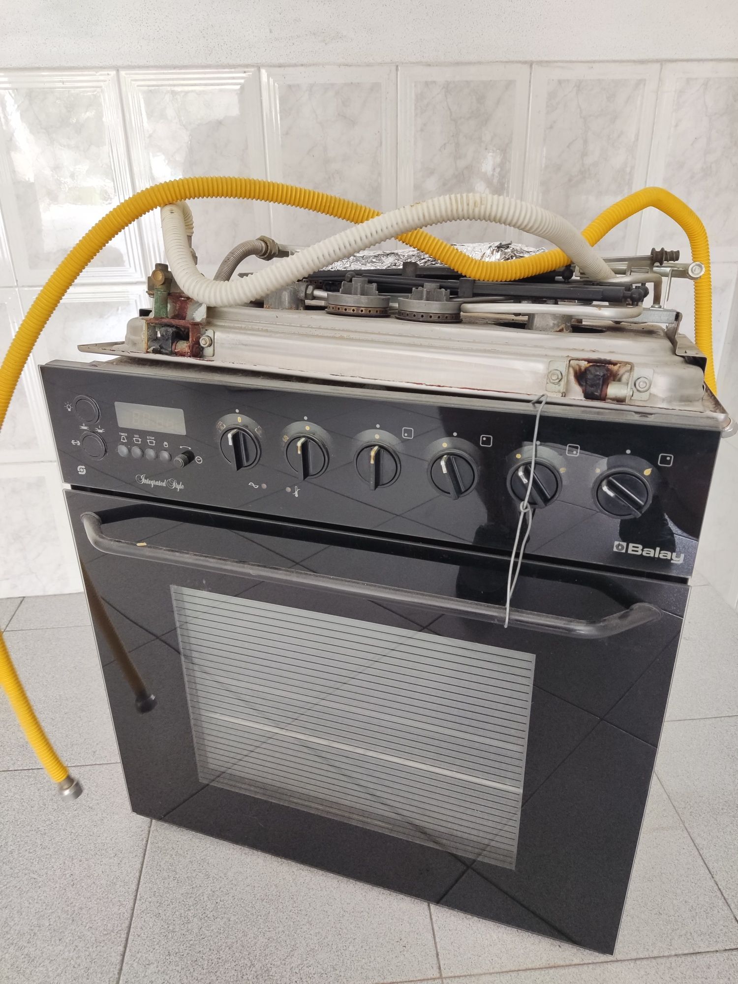 Forno eléctrico + Placa a gás BALAY Integrated Style