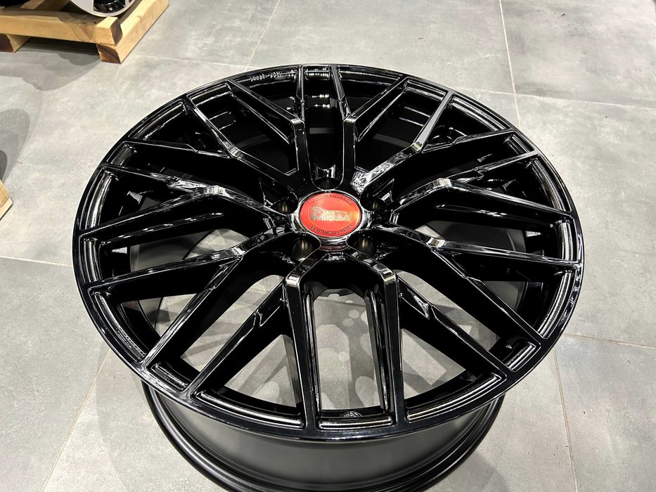 17 Felgi 5x112 MAM RS4 et35 Audi Skoda VW Seat