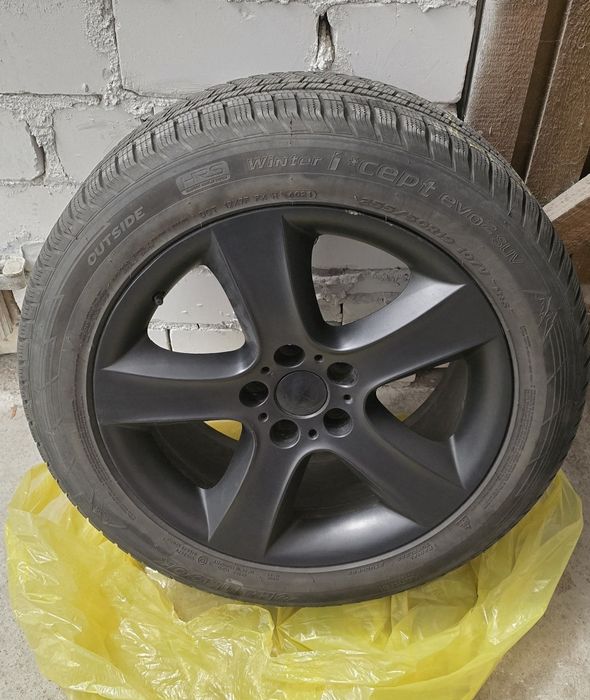 BMW X5 / X6 komplet felg 19” + opony zimowe Hankook 255/50 R19