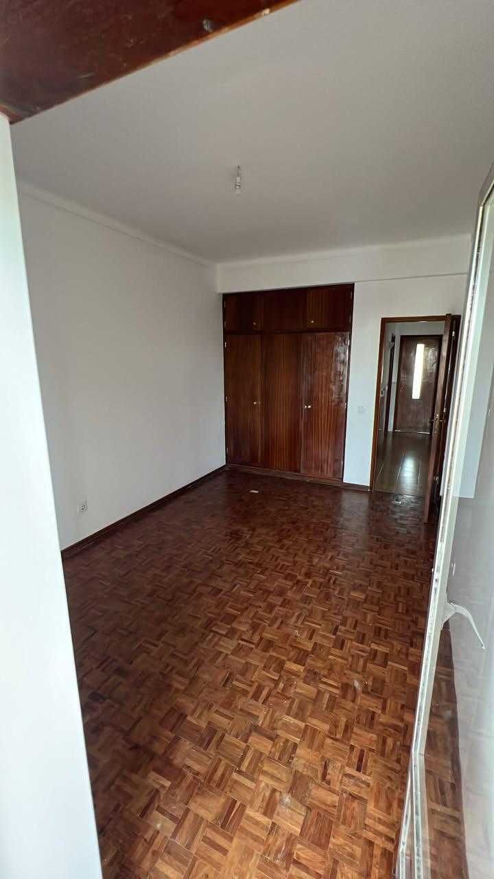 Aluga-se quartos ou apartamento Barreiro