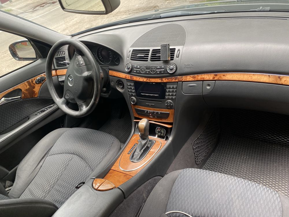 Mercedes-benz e280 2006