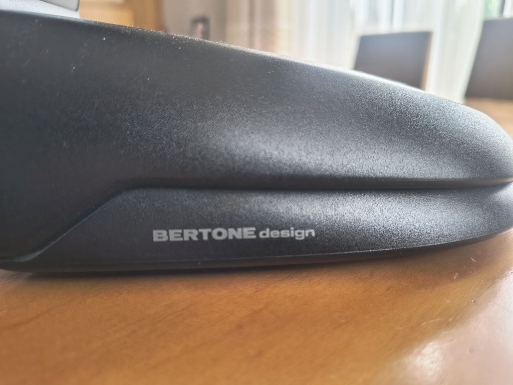 Lampka biurkowa Bertone
