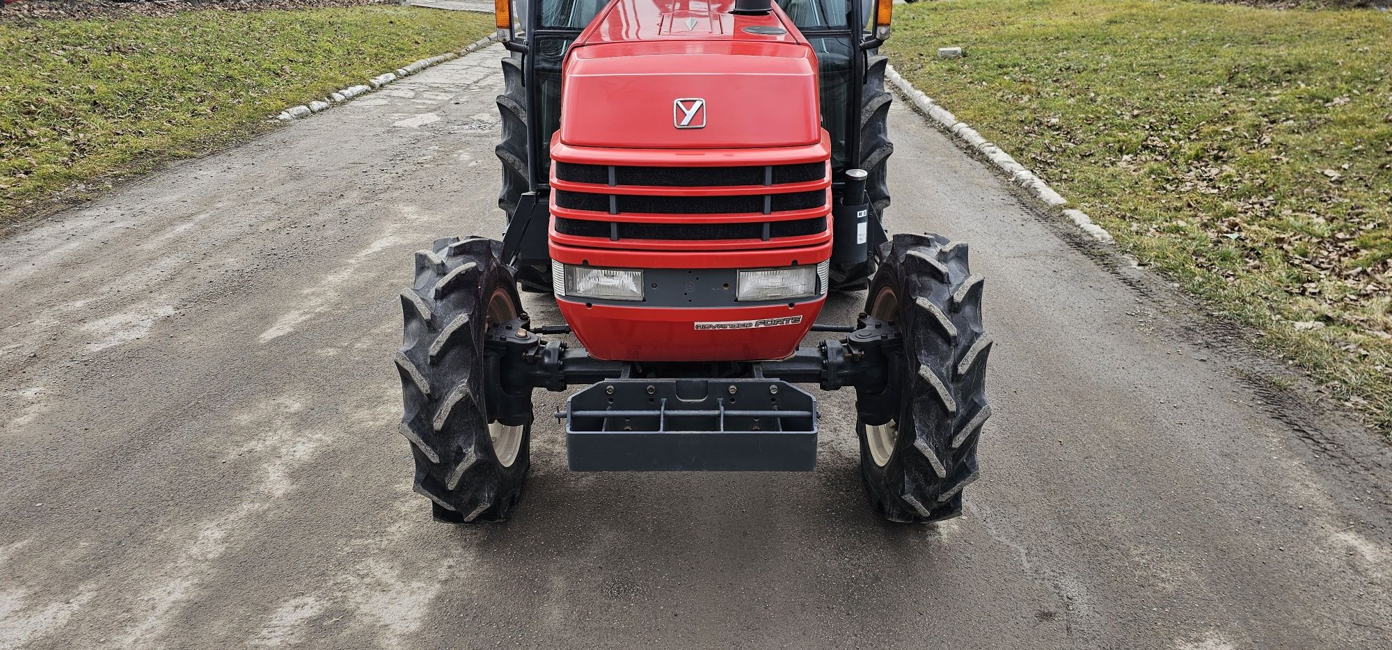 Японський Трактор мінітрактор Japan Yanmar AF520
