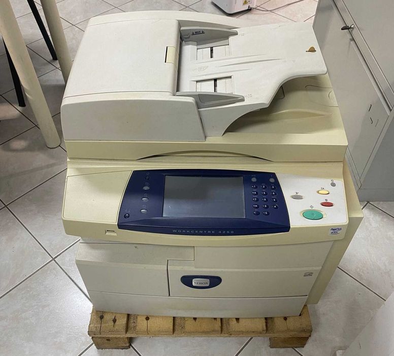 Impressora Xerox 4250