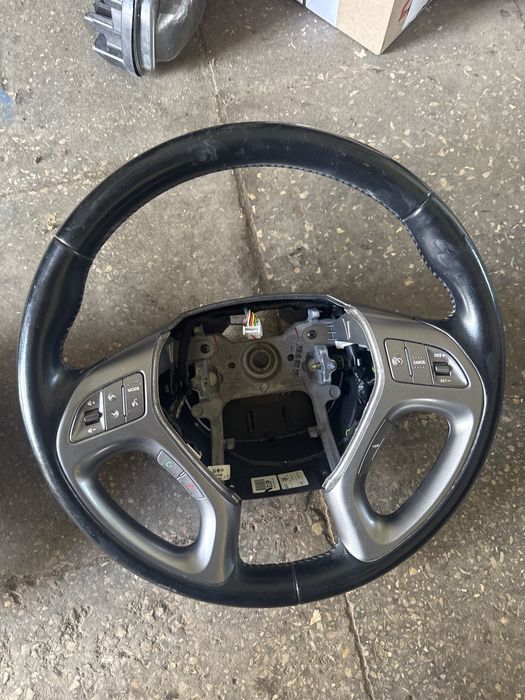 Кермо Руль Hyundai IX35 Хюндай ІХ Авторозборка