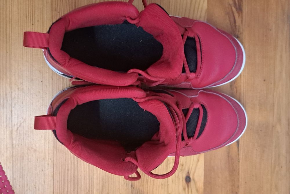 Bota Vermelha Air Jordan