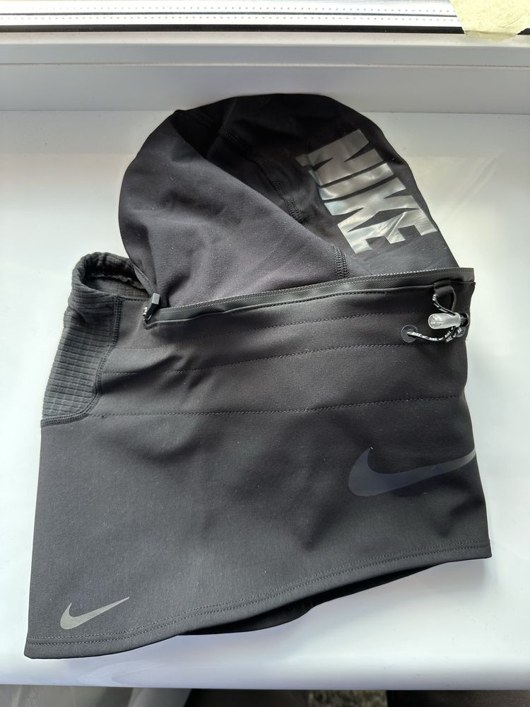 Продам балаклаву Nike Convertible hood!