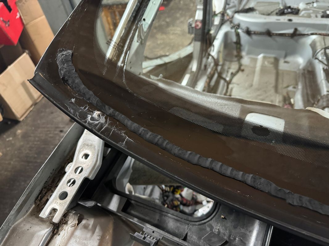 Audi A6 S6 Rs6 C5 V8 Szyba Czołowa Przód Przednia