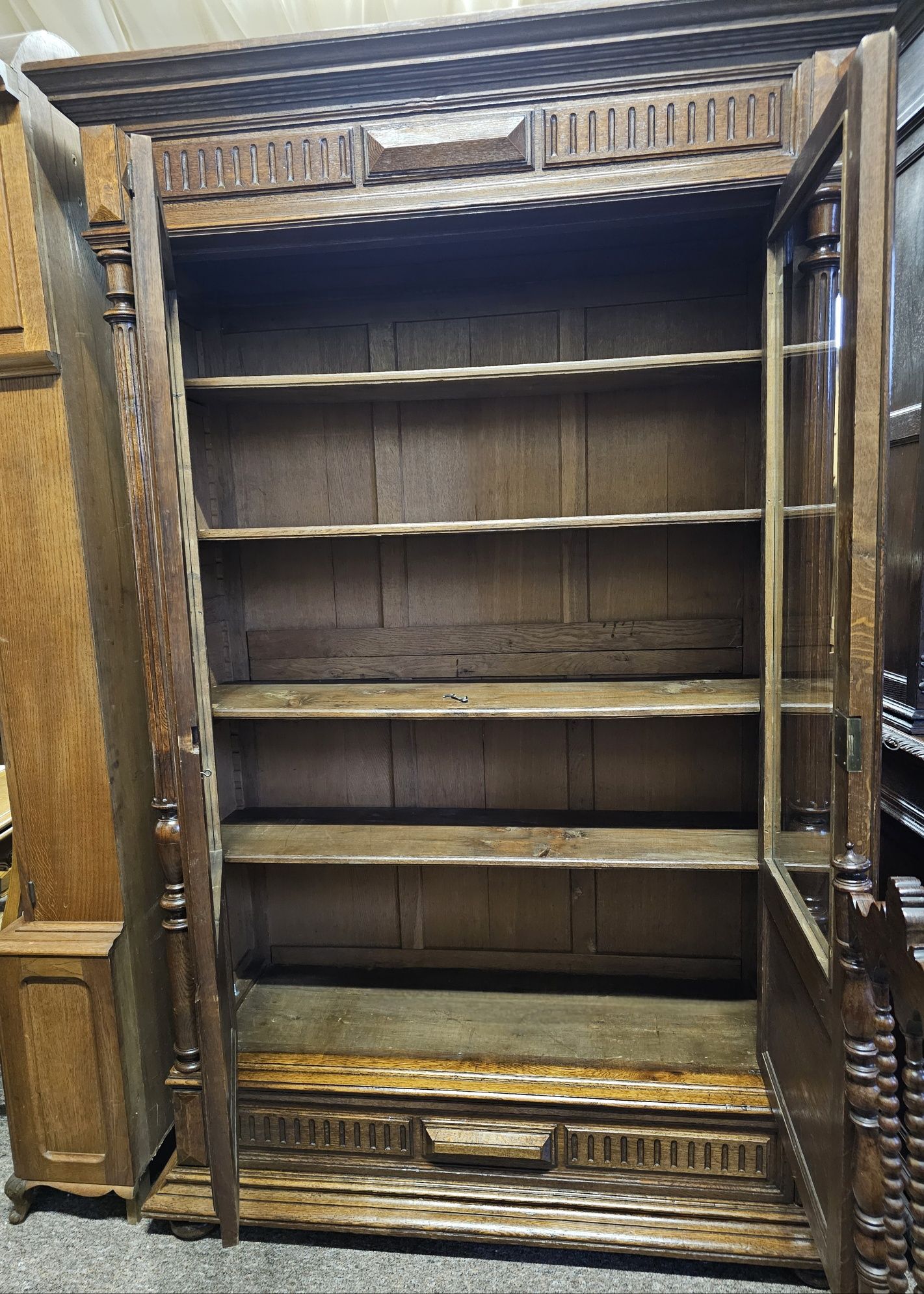 Dębowa biblioteka eklektyczna z XIX w. – klasyczna forma, piękny stan!