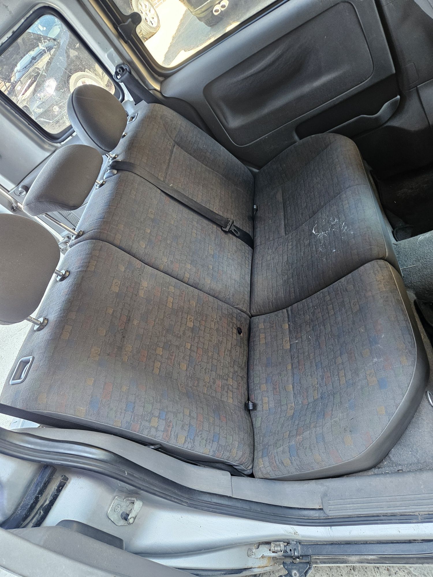Бампер Крило Капот Фара Телевізор Окуляр Опель Комбо Ц Opel Combo C