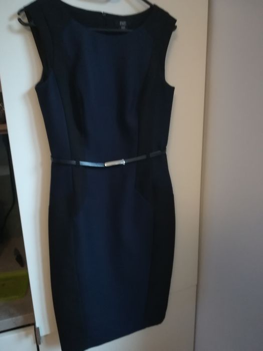 Elegancka sukienka wizytowa, do pracy, rozm. S