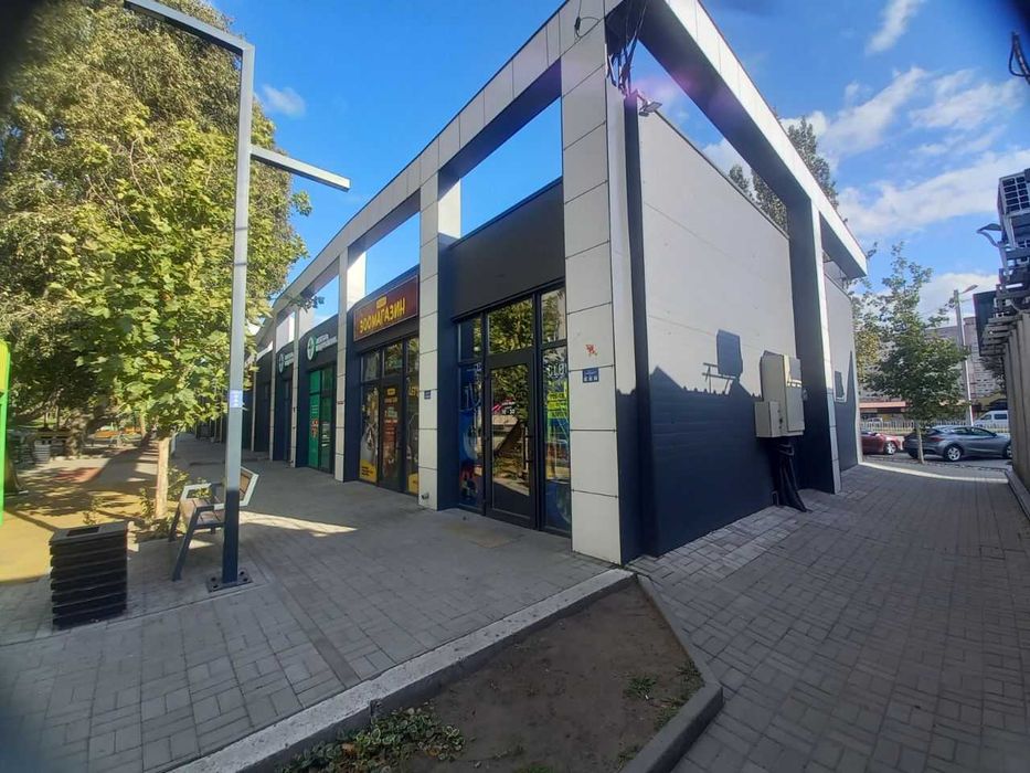 Новий риночний комплекс біля АТБ, Лівий берег