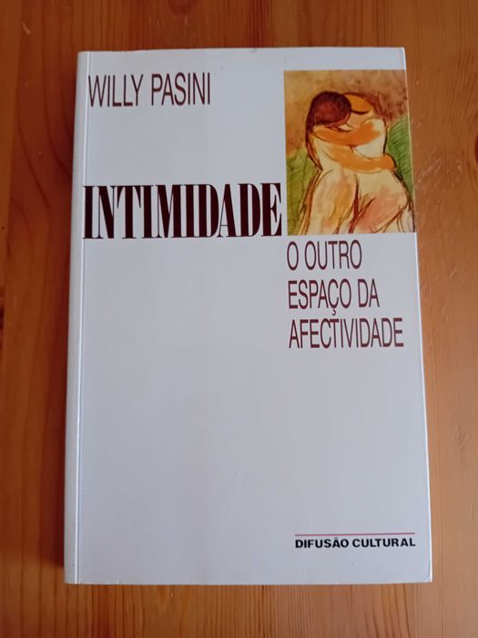Livros em muito bom estado: Amor-Intimidade