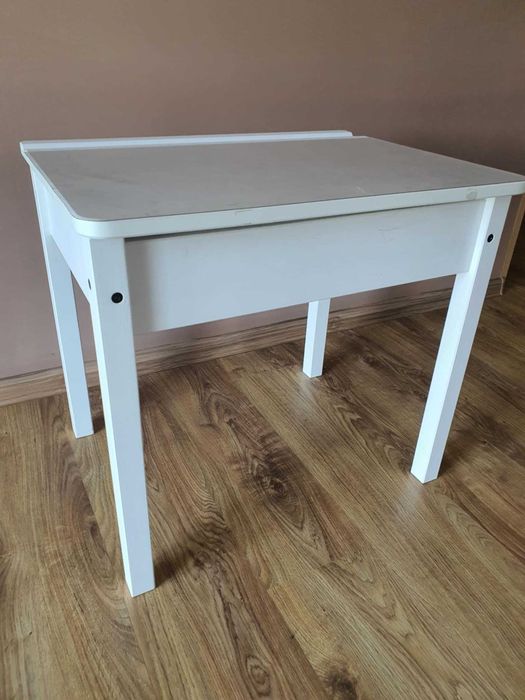 Biurko dziecięce IKEA Sundvik – białe, dobry stan