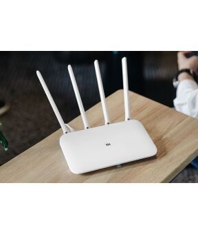 Wi-Fi роутер Xiaomi Mi WiFi Router 4C Global