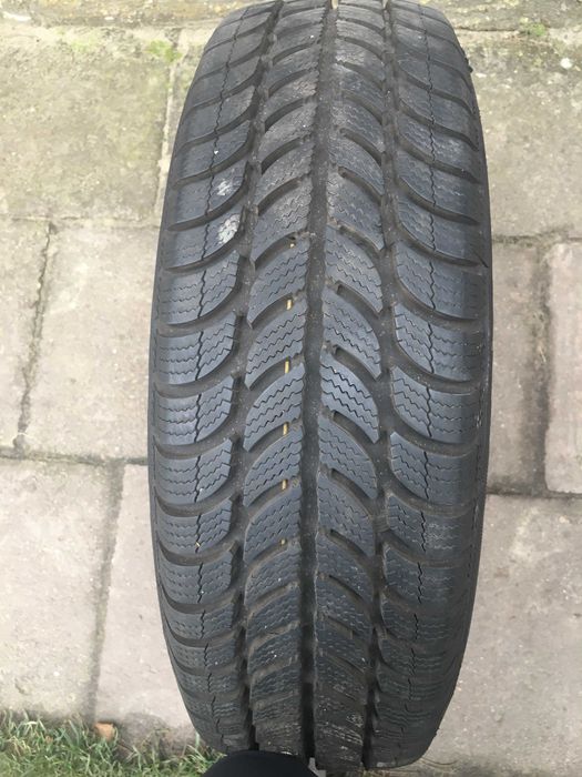 Opony zimowe z felgami 185/70 R14