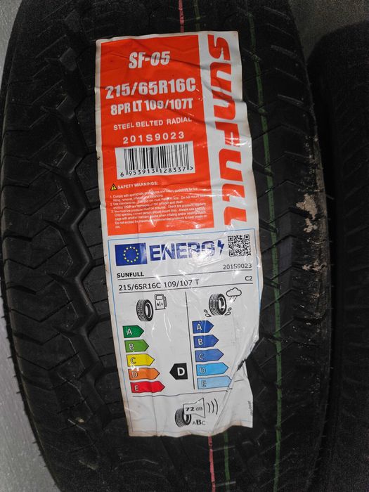 Opony letnie komplet 4 szt. Trafic 215/65R16C